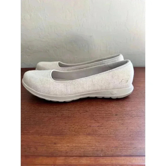 Skechers Go Walk Lite Susie Natural Slip-On Shoes Women’s Size 9.5 136001 - Picture 9 of 10